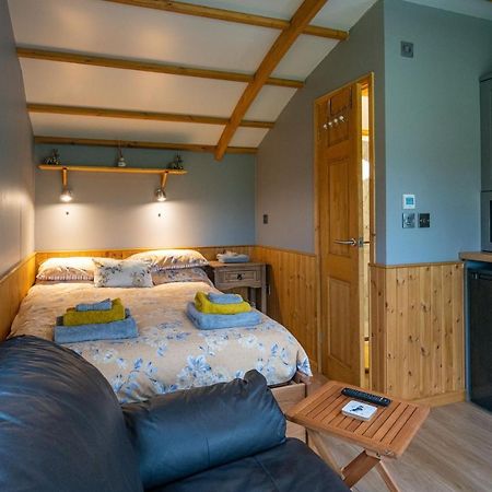 The Elm Shepod - Smardale Mill Villa Bagian luar foto